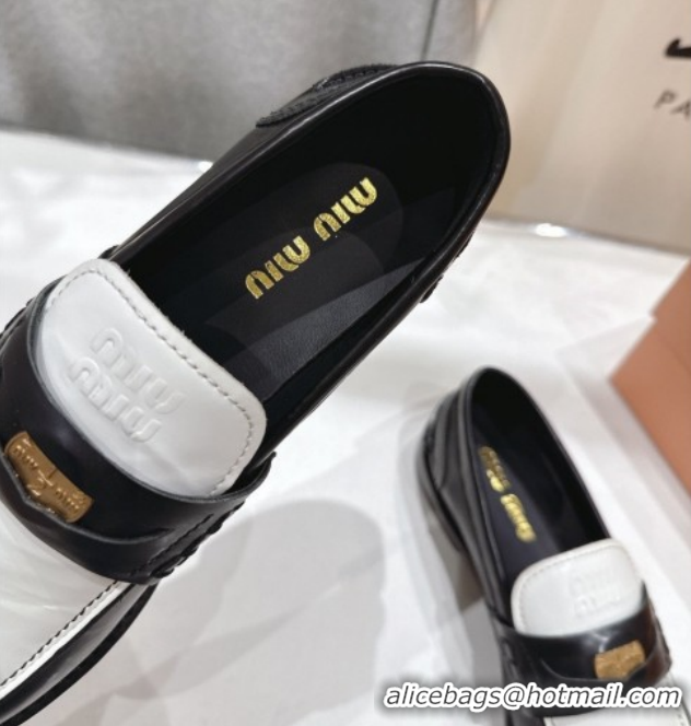 Discount Miu Miu Leather Penny Loafers 5D773D Black/White 2026
