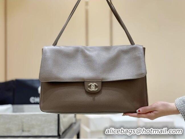 Luxury Cheap Chanel Maxi Flap Bag in Light Brown Grained Calfskin AS6233 Spring Summer 2026 Top Quality