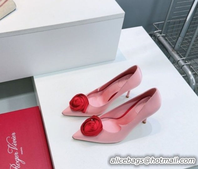 Purchase Roger Vivier Rose Pumps 10cm in Satin 0225001 Pink 2026
