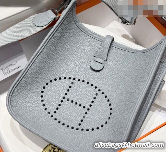 Inexpensive Hermes Evelyne Poche Ⅲ Bag 23cm in Clemence TC cow leather H4013 Linen Blue 2026 (Half Handmade)