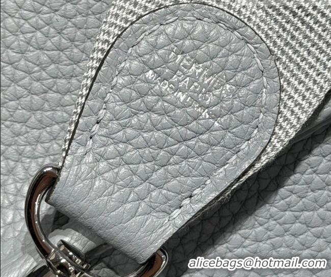 Inexpensive Hermes Evelyne Poche Ⅲ Bag 23cm in Clemence TC cow leather H4013 Linen Blue 2026 (Half Handmade)