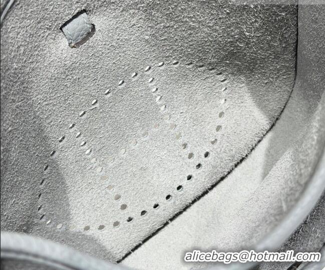 Inexpensive Hermes Evelyne Poche Ⅲ Bag 23cm in Clemence TC cow leather H4013 Linen Blue 2026 (Half Handmade)