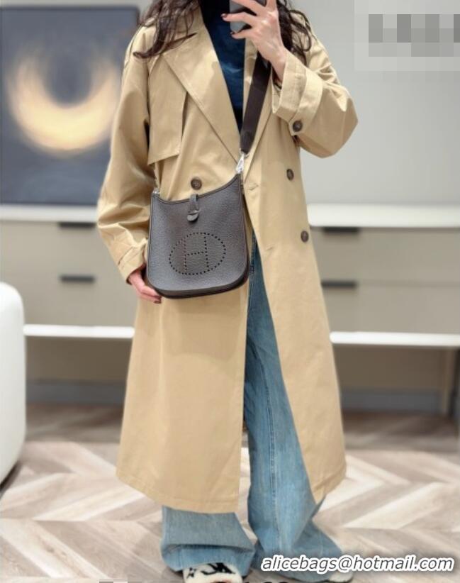 Promotional Hermes Evelyne Poche Ⅲ Bag 23cm in Clemence TC cow leather H4013 Ebene 2026 (Half Handmade)