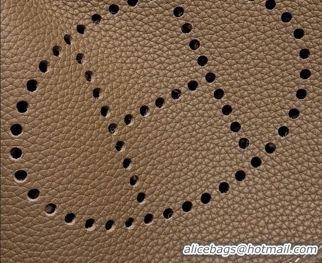 Top Design Hermes Evelyne Poche Ⅲ Bag 23cm in Clemence TC Cow Leather H4013 Elephant Grey 2026 (Half Handmade)