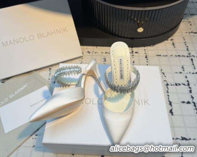 Hot Style Manolo Blahnik Lutara 90 Satin Mules Strass Embellished White 112502
