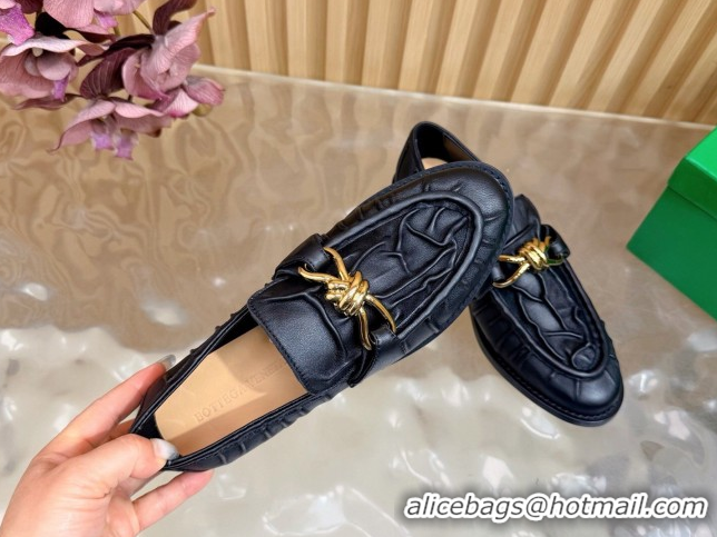 Grade Quality Bottega Veneta Astaire Loafers with Gold-Tone Knot Buckle in Crinkled Leather 843945 Black 2026