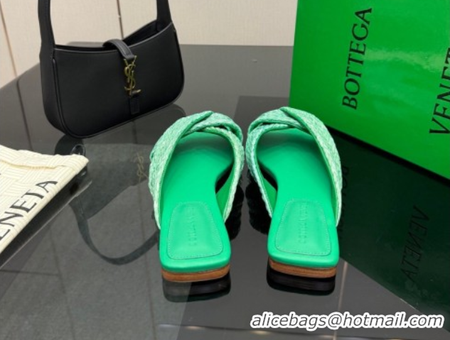 Sophisticated Bottega Veneta Riva Flat Slides Sandal in Braided Straw 861494 Green 2026