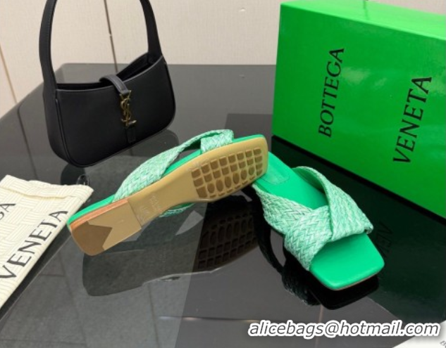 Sophisticated Bottega Veneta Riva Flat Slides Sandal in Braided Straw 861494 Green 2026