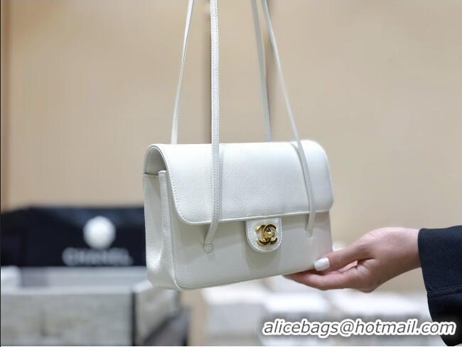 Good Taste Chanel Small Flap Bag in Grained Shiny Calfskin AS6130 White Spring-Summer 2026 Top Quality