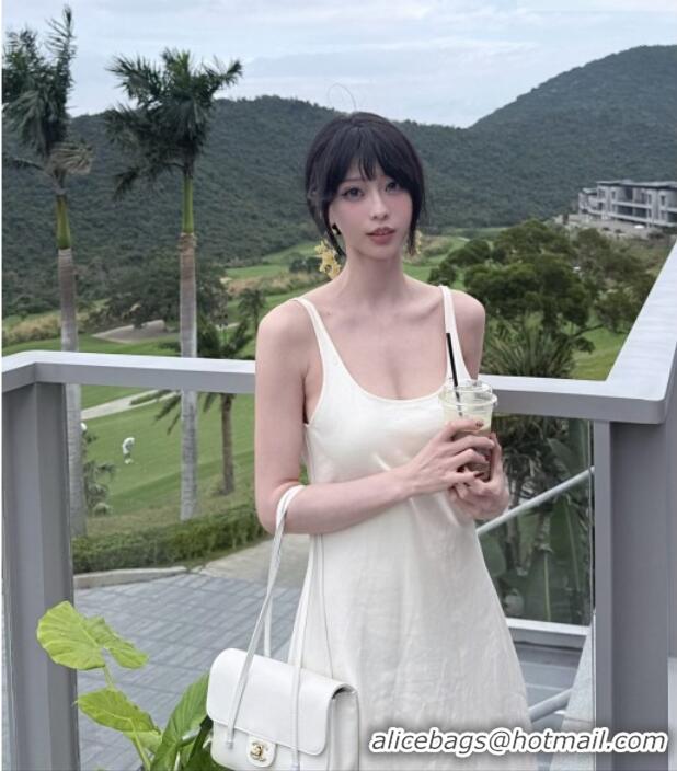 Good Taste Chanel Small Flap Bag in Grained Shiny Calfskin AS6130 White Spring-Summer 2026 Top Quality