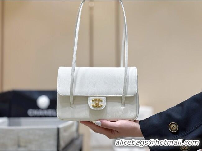 Good Taste Chanel Small Flap Bag in Grained Shiny Calfskin AS6130 White Spring-Summer 2026 Top Quality