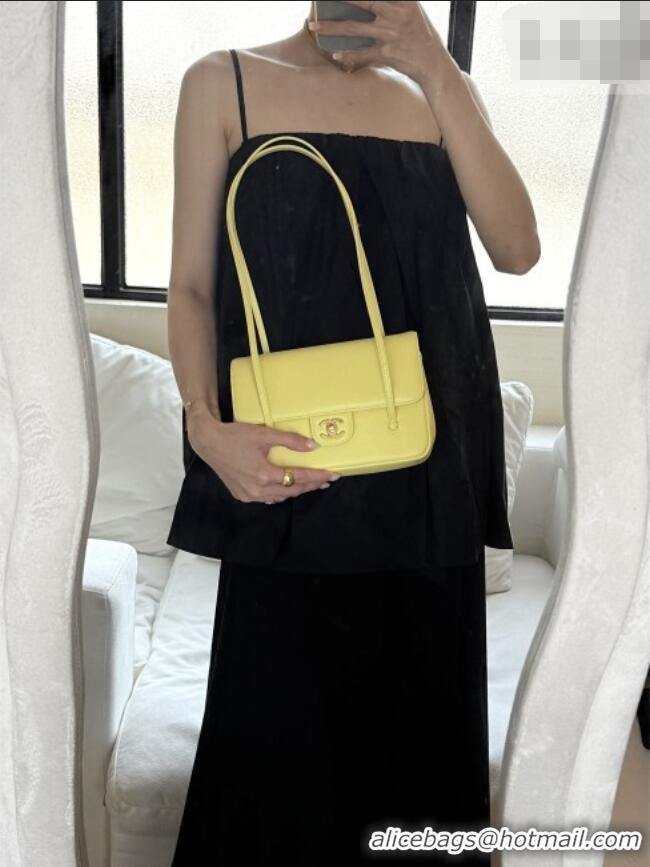 Famous Brand Chanel Small Flap Bag in Grained Shiny Calfskin AS6130 Yellow Spring-Summer 2026 Top Quality