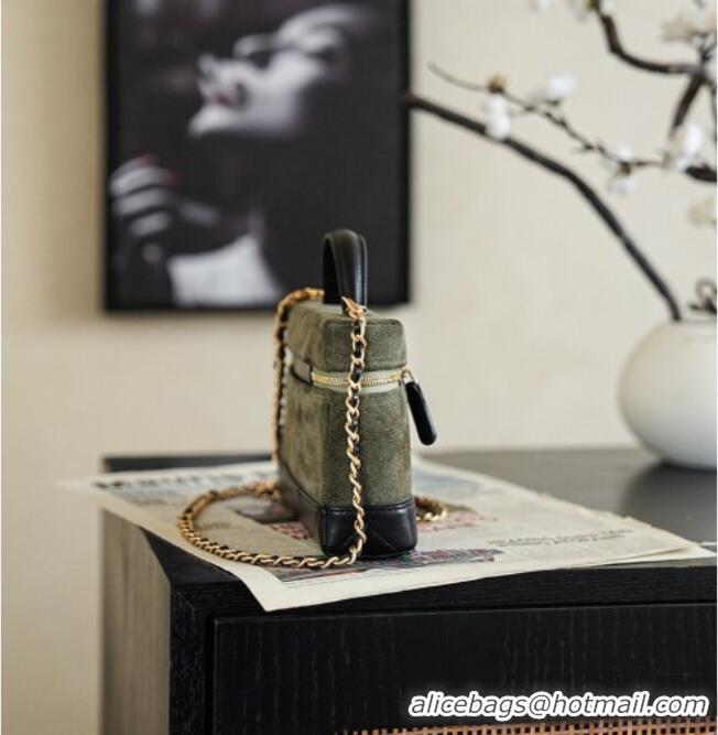Original Cheap Chanel Vanity with Chain in Suede Calfskin & Shiny Lambskin AP5186 Green 2026