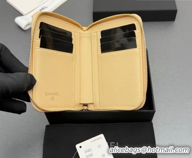 Top Grade Chanel Zipped Short Wallet in Grained Leather AP4652 Yellow 2026