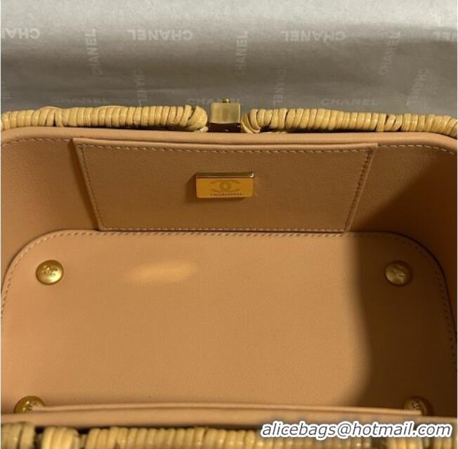 Market Sells Chanel Vanity Case Bag in Braided Rattan AS5993 Gold-Tone 2026