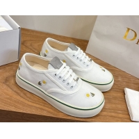 Shop Duplicate Dior Saltwind Sneakers 3cm in White Cotton Embroidered with Daisy Motif 2026 0303031