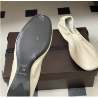 Shop Duplicate Alaia Slippers Flat in Calfskin Leather White 2026 AL020706