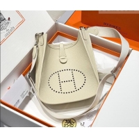 Discount Hermes Evelyne Poche Ⅲ Bag 23cm in Clemence TC cow leather H4013 Milk Shake White 2026 (Half Handmade)