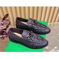 Best Product Bottega Veneta Astaire Loafers with One-Tone Knot Buckle in Crinkled Leather Fondant 843945 Fondant Brown 2