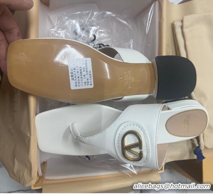 Popular Style Valentino Vlogo Signature Flat Thong Slides Sandal in Calfskin White 0902063