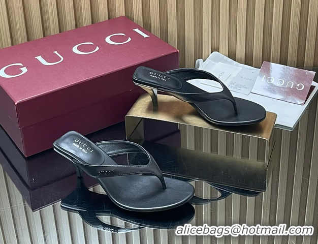 Charming Gucci Vittoria Black Leather Thong Sanals 55MM 6050403
