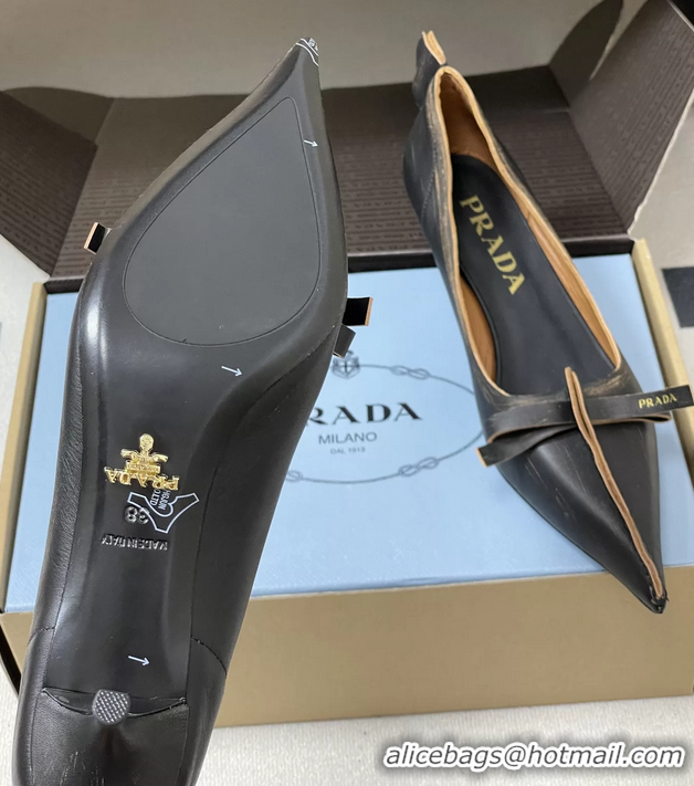 Stylish Prada Black Tan Antiqued Leather Exposed Seam Kitten Heel Pumps 55MM 6050804