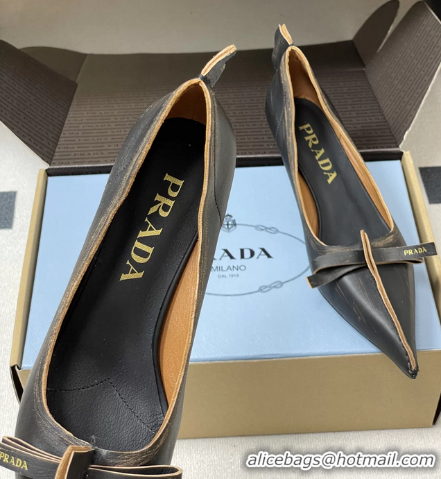 Stylish Prada Black Tan Antiqued Leather Exposed Seam Kitten Heel Pumps 55MM 6050804