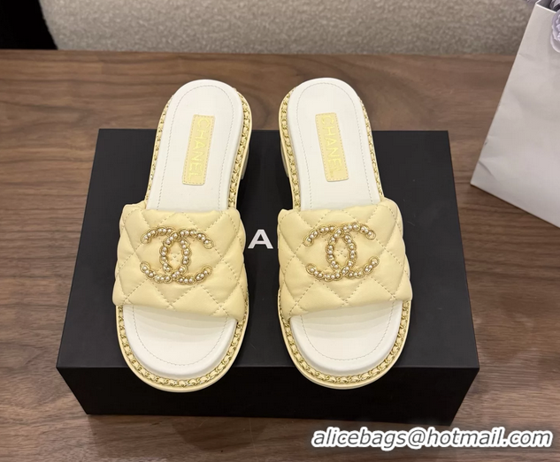 Grade Chanel Pearl Chain CC logo Heeled Slides Sandals Beige Quilted Leather 6051320