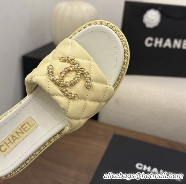 Grade Chanel Pearl Chain CC logo Heeled Slides Sandals Beige Quilted Leather 6051320