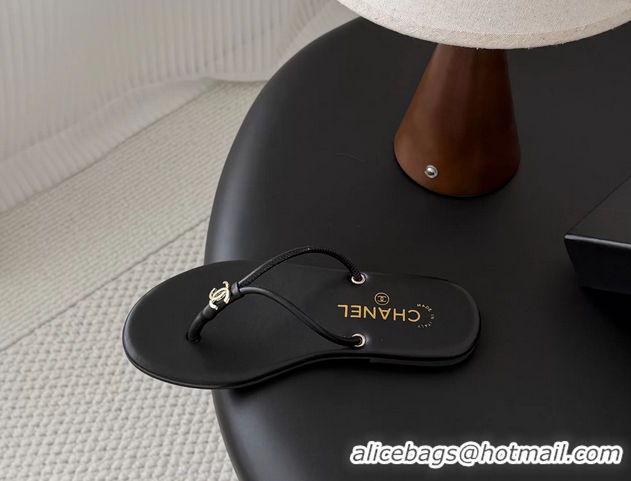 Unique Style Chanel CC Logo Black Leather Thong Flats Sandals 6051405