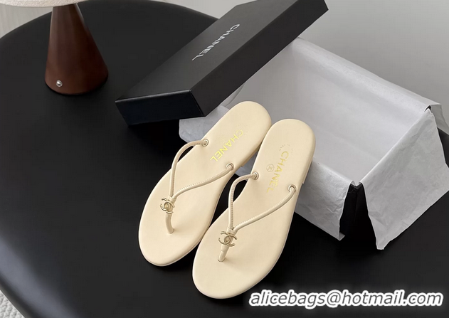 Durable Chanel CC Logo Beige Leather Thong Flats Sandals 6051405