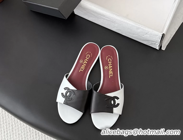 Low Price Chanel CC Logo White Black Calf Leather Flats Slides Sandals 6051502