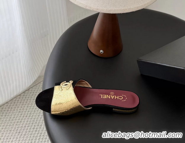 Grade Quality Chanel CC Logo Gold Calf Leather and Black Suede Flats Slides Sandals 6051602