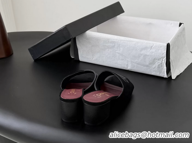 Unique Style Chanel CC Logo Black Calf Leather and Black Suede Heeled Slides Sandals 6051601