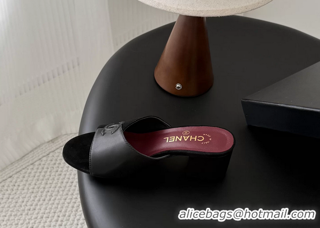 Unique Style Chanel CC Logo Black Calf Leather and Black Suede Heeled Slides Sandals 6051601