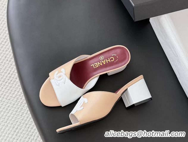 Good Quality Chanel CC Logo Beige White Calf Leather Heeled Slides Sandals 6051601