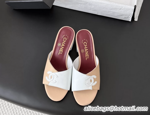 Good Quality Chanel CC Logo Beige White Calf Leather Heeled Slides Sandals 6051601