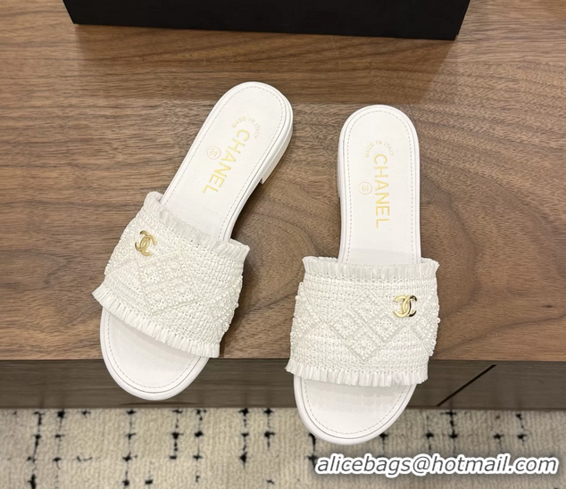 Good Looking Chanel CC Crochet Flat Slides Sandals White 6051603