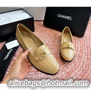 Sophisticated Chanel Vintage CC Turnlock Logo Beige Leather Loafers 6051612