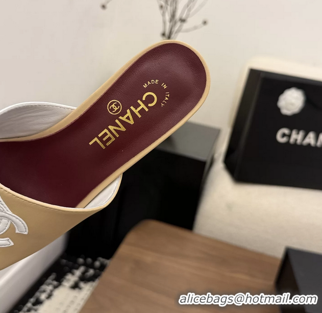Modern Chanel CC Logo Beige White Leather Heeled Slides Sandals 6051807