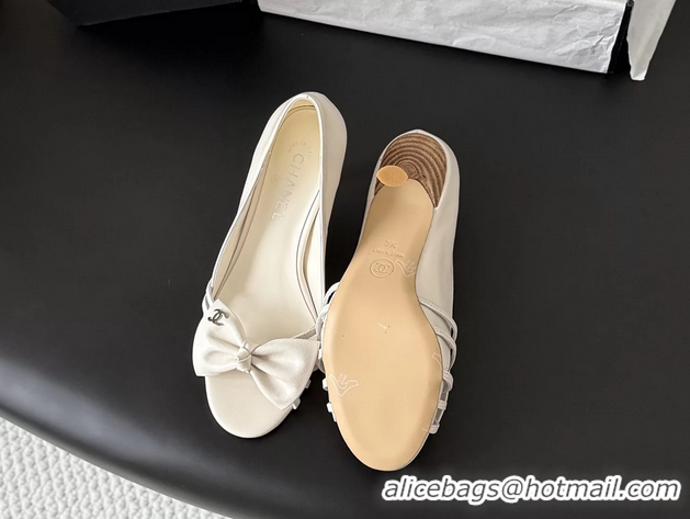 Leisure Chanel CC Bowknot White Leather Heeled Sandals Pumps 6051901