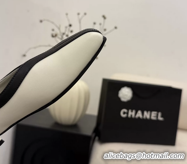 AAAAA Chanel White Calfskin Leather Flat Shoes 6051909