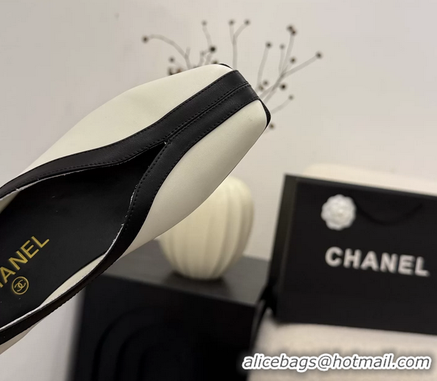 AAAAA Chanel White Calfskin Leather Flat Shoes 6051909
