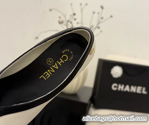 AAAAA Chanel White Calfskin Leather Flat Shoes 6051909