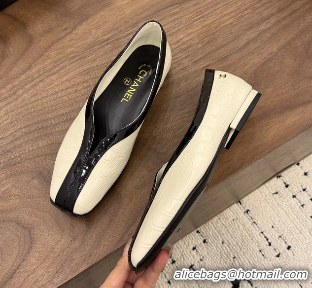 Classic Chanel Cream White Crocodile Embossed Calfskin Leather Flat Shoes 6052001