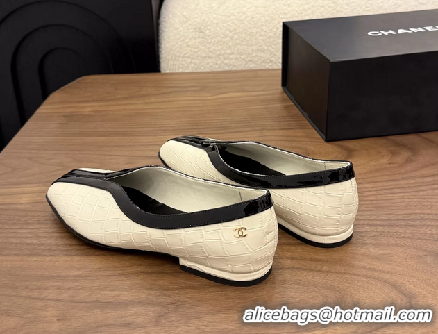 Classic Chanel Cream White Crocodile Embossed Calfskin Leather Flat Shoes 6052001