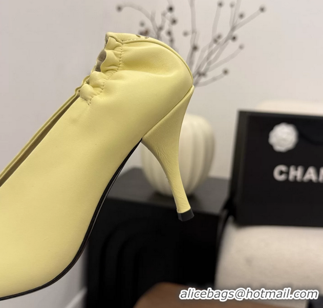 Classic Chanel Yellow Black Calfskin Leather Pumps Shoes 6052002