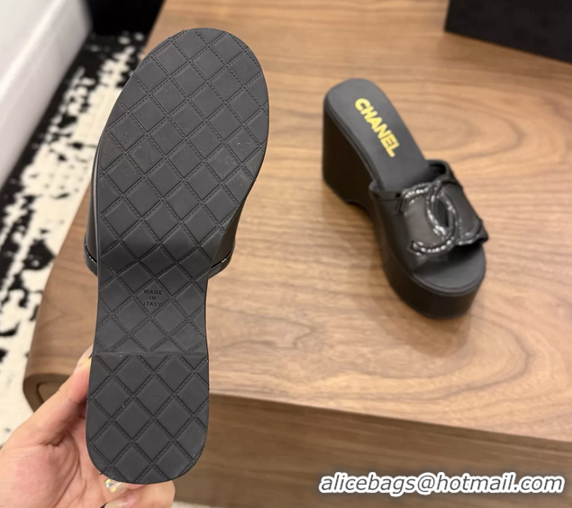 Unique Style Chanel CC Logo Black Leather Platform Mules Sandals 6052103