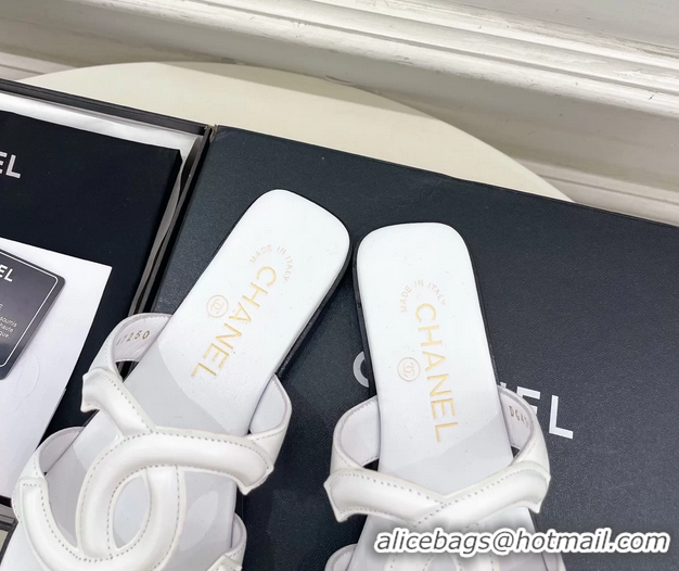 Top Grade Chanel Large CC Logo White Leather Flat Thong Sandals 6052106