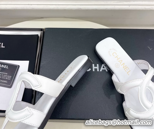 Top Grade Chanel Large CC Logo White Leather Flat Thong Sandals 6052106